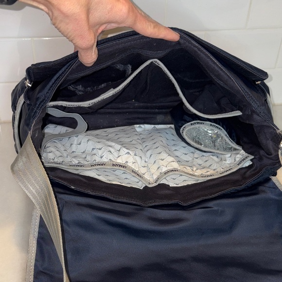 Armani Emporio Navy Blue Designer Baby Diaper Weekender Messenger Bag Set - Picture 11 of 16